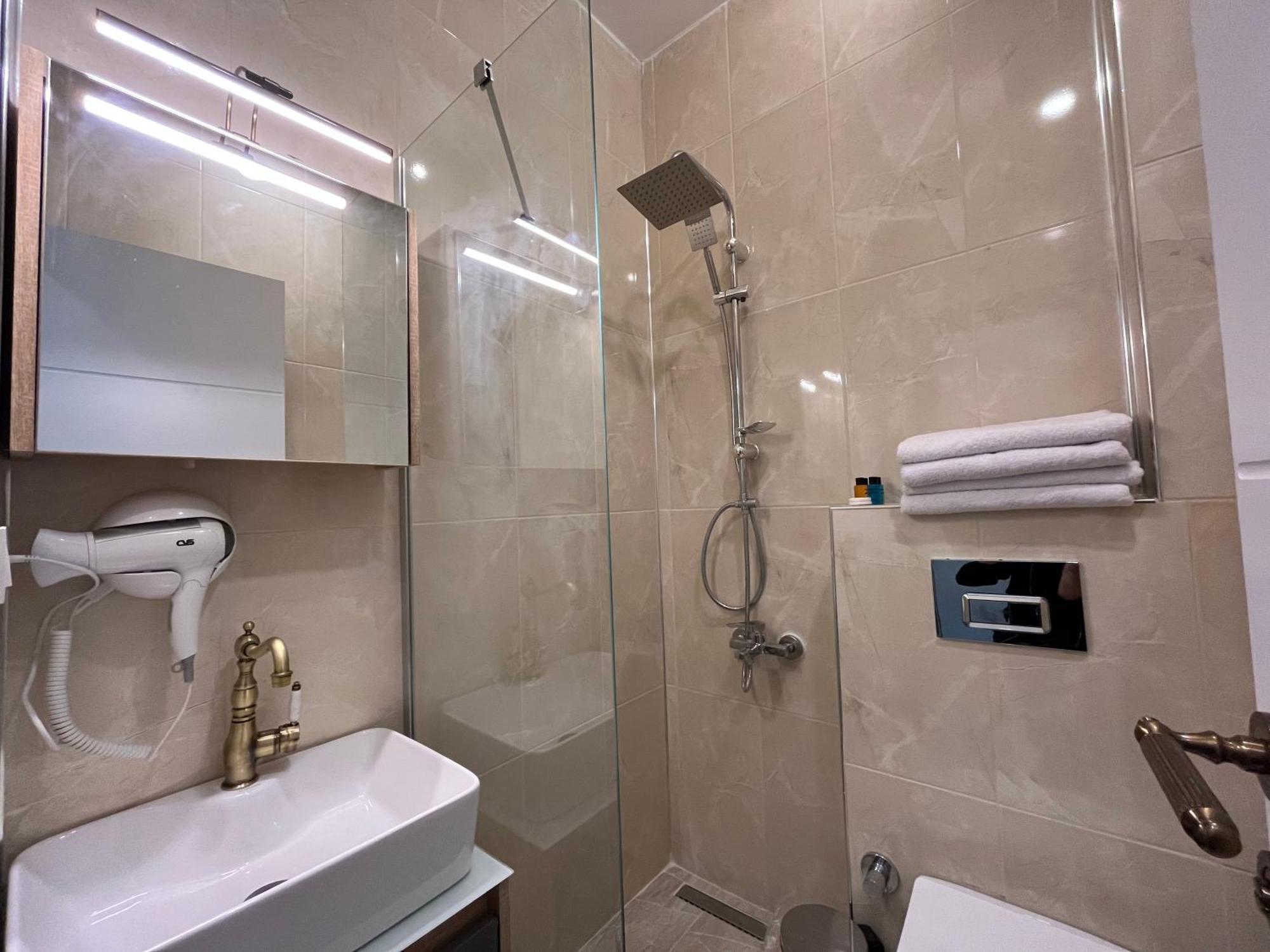 Genoa Port Hotel Stambuł Zewnętrze zdjęcie